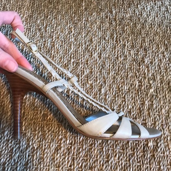 BCBG Paris Heels - Picture 2 of 4